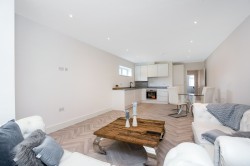 Images for 166 Penhill Road, Bexley, DA5