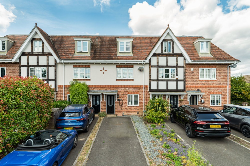 View Full Details for Kingswood Road, Bromley, BR2 0NJ