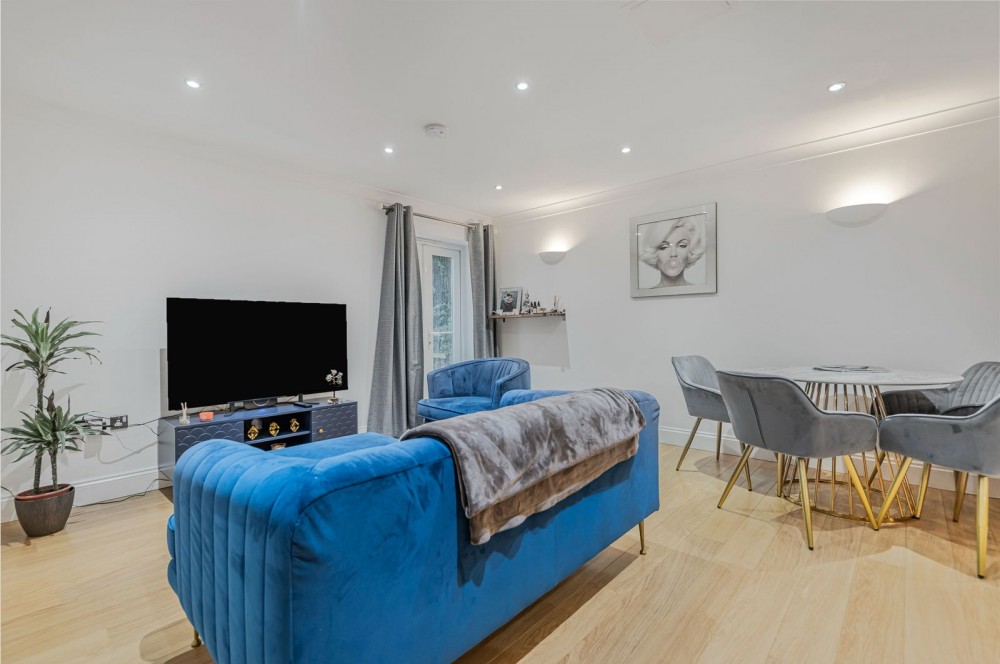 View Full Details for The Avenue, Beckenham, BR3 5ES