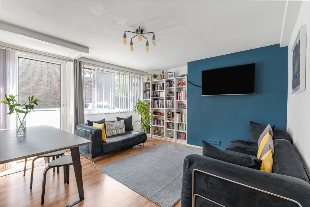 View Full Details for River Park Gardens, Bromley, BR2 0BH