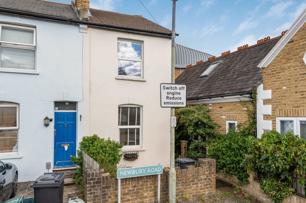 View Full Details for Newbury Road, Bromley, BR2 0QW