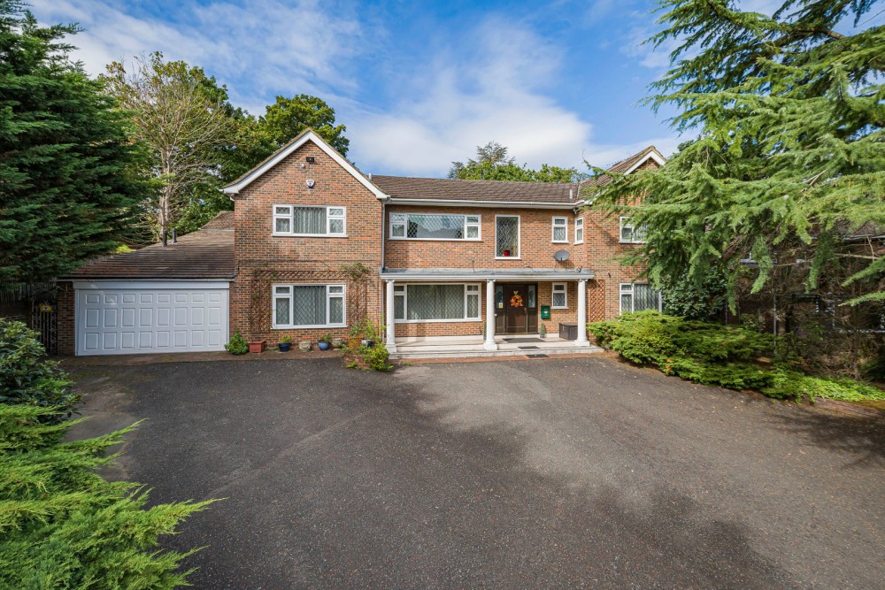 View Full Details for Sundridge Avenue, Bromley, BR1 2QA