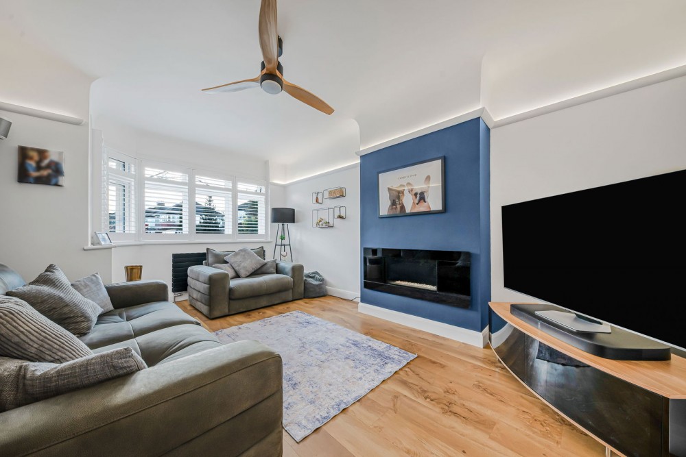 View Full Details for Chessington Way, West Wickham, BR4 9NZ