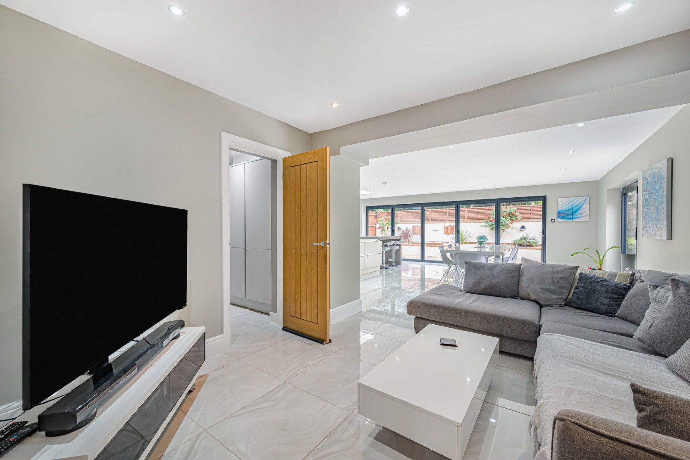 Images for Robin Hill Drive