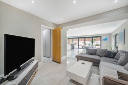 Images for Robin Hill Drive