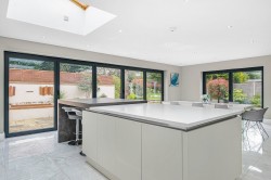 Images for Robin Hill Drive