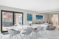 Images for Robin Hill Drive