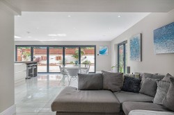 Images for Robin Hill Drive