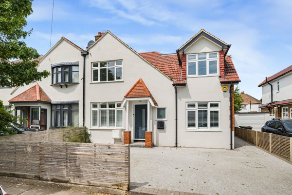 View Full Details for Bourne Vale, Bromley, BR2 7JN