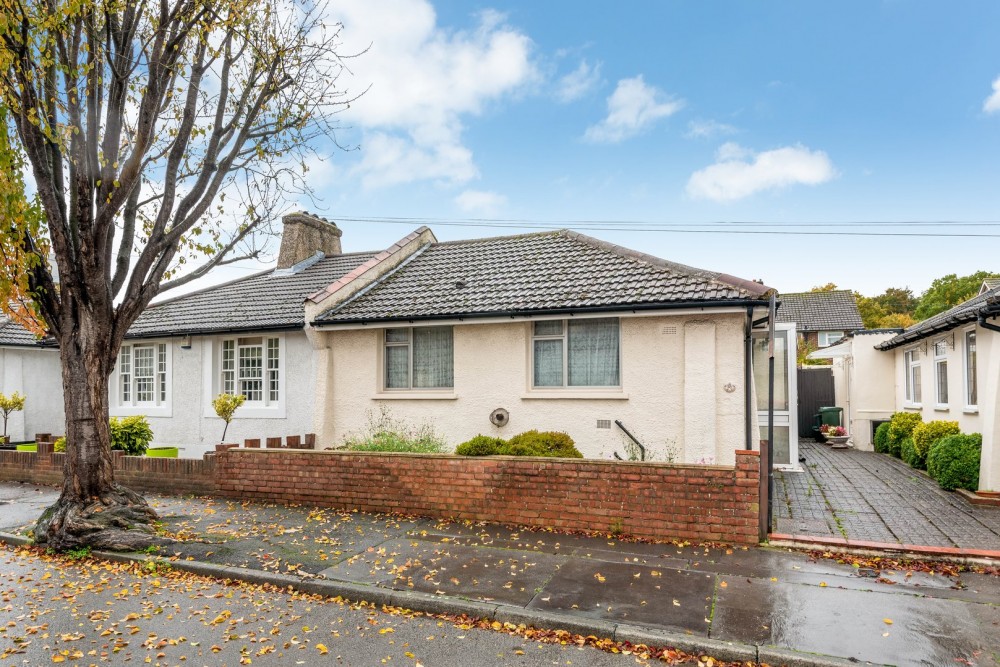 View Full Details for Cottage Avenue, Bromley, Kent
