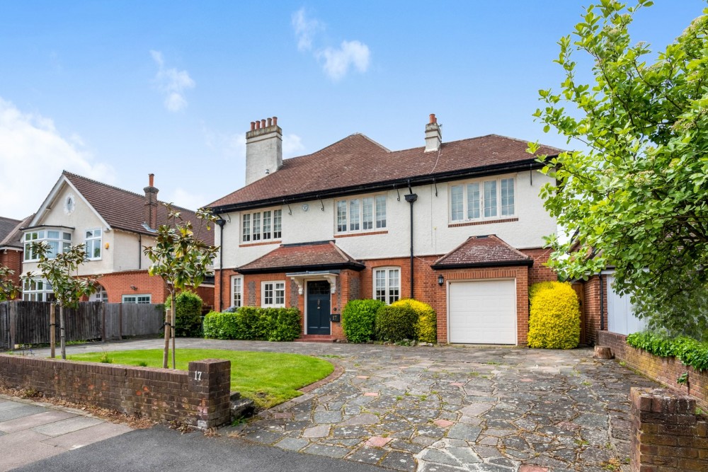 View Full Details for Garden Road, Bromley, Kent