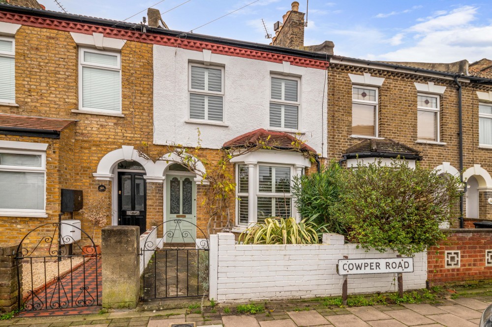 View Full Details for Cowper Road, Bromley, BR2