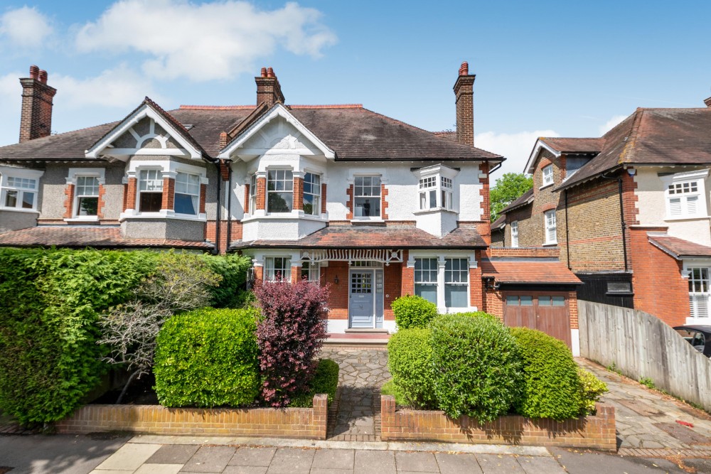 View Full Details for Kings Avenue, Bromley, BR1