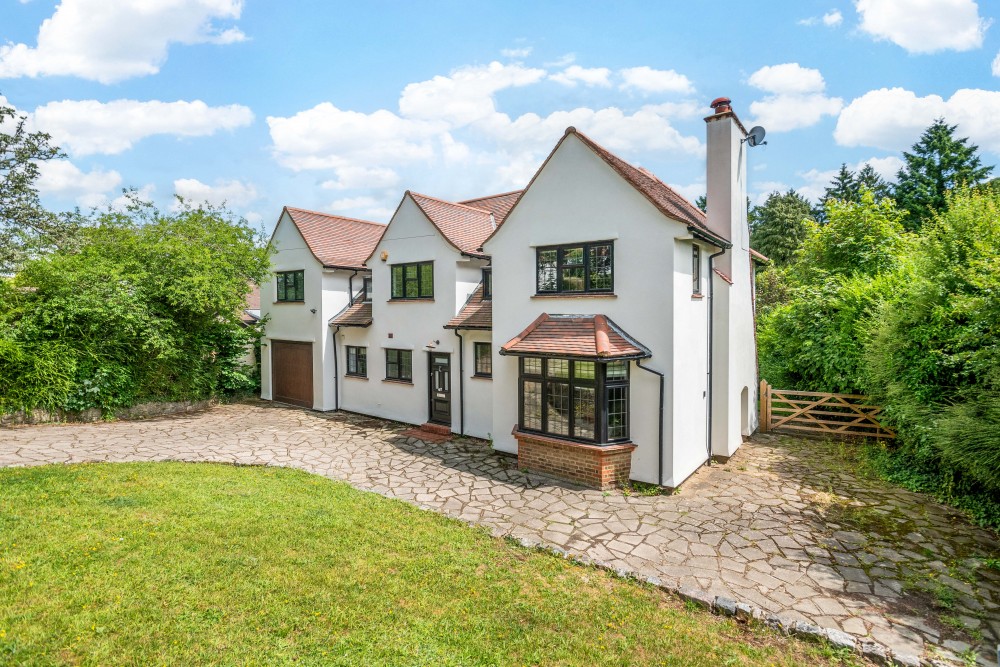 View Full Details for Southfields Road, Woldingham, CR3